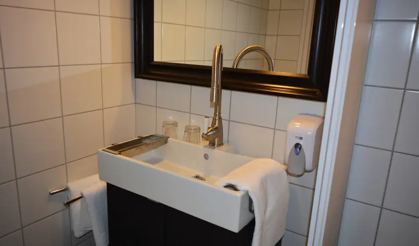T�nd�rkert Hotel Noszvaj - M�rcius 15. 