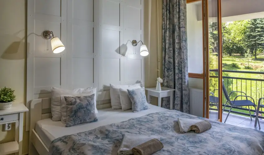 T�nd�rkert Hotel Noszvaj - M�rcius 15. 