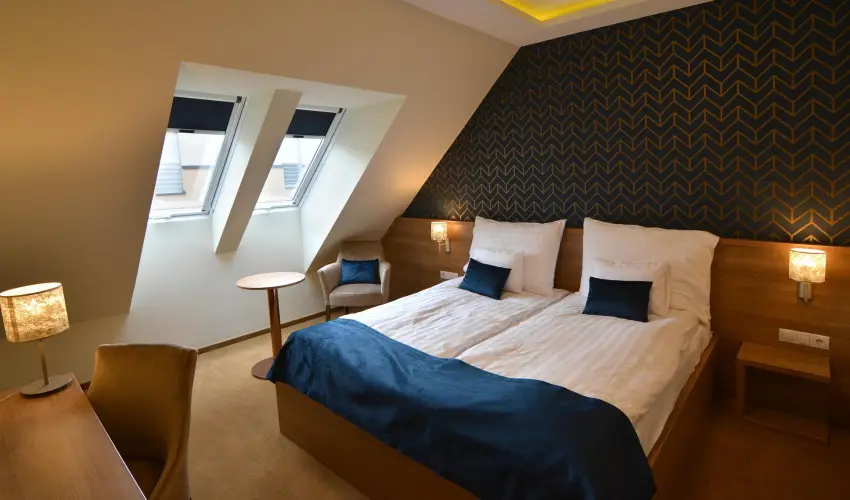 Hotel Villa Classica P�pa - M�rcius 15. 