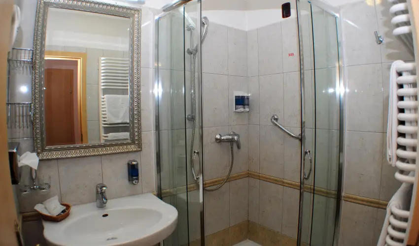 Hotel Villa Classica P�pa - M�rcius 15. 