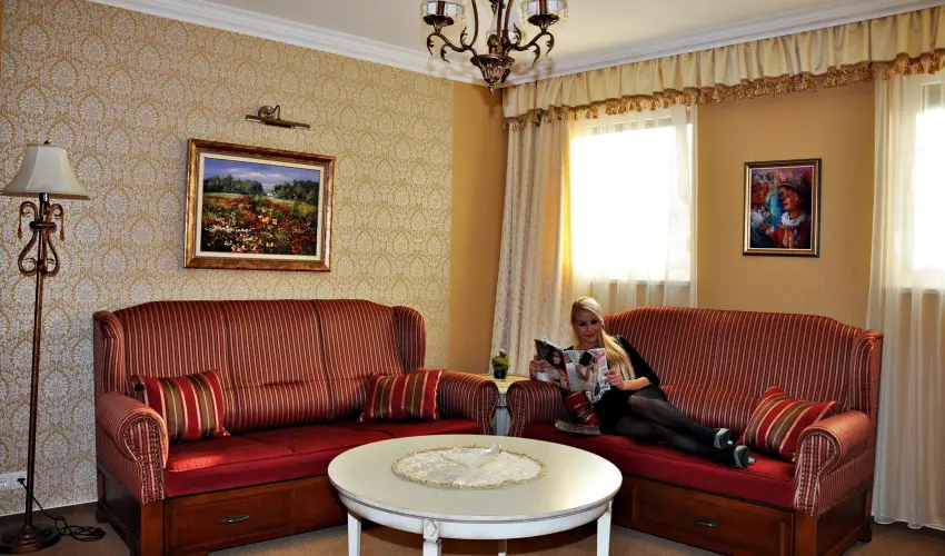 Hotel Villa Classica P�pa - M�rcius 15. 