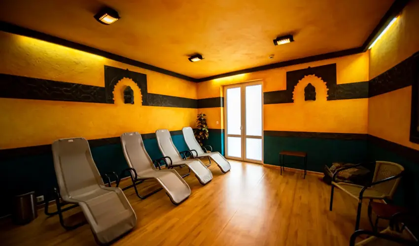 Hotel Villa Classica P�pa - M�rcius 15. 