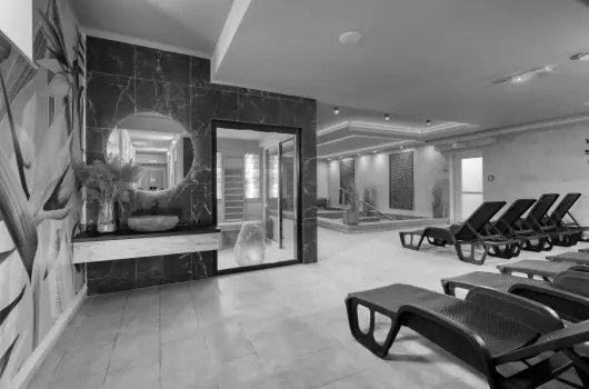 Hotel Villa Park - M�rcius 15. 