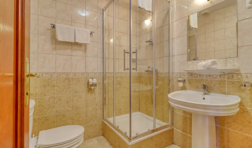 Hotel Villa Park Szilv�sv�rad - M�rcius 15. 