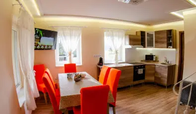 Vir�g �d�l�h�z Szarvas