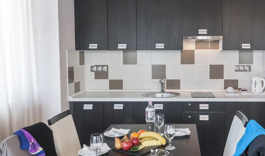 Hotel Wellamarin Zam�rdi - M�rcius 15. 