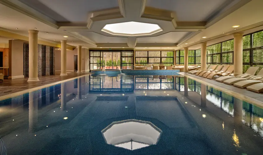 La Contessa Kast�lyhotel Szilv�sv�rad - M�rcius 15. 