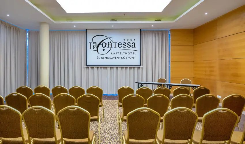 La Contessa Kast�lyhotel Szilv�sv�rad - M�rcius 15. 