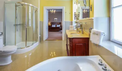 La Contessa Kast�lyhotel Szilv�sv�rad