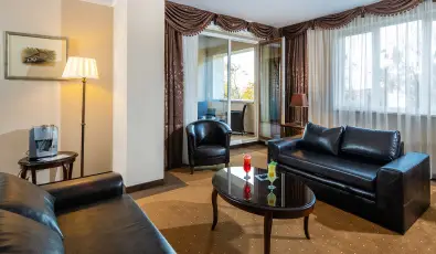 La Contessa Kast�lyhotel Szilv�sv�rad