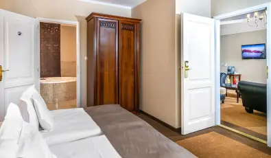 La Contessa Kast�lyhotel Szilv�sv�rad