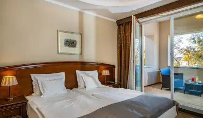 La Contessa Kast�lyhotel Szilv�sv�rad