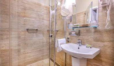 La Contessa Kast�lyhotel Szilv�sv�rad