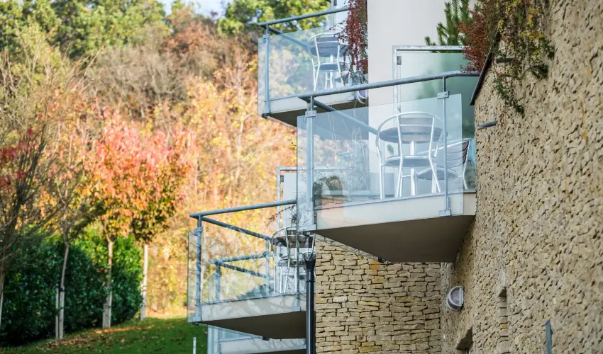 Zenit Hotel Balaton Vonyarcvashegy - M�rcius 15. (min. 2 �j)