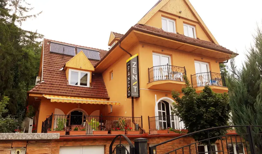 Zenit Panzi� Miskolctapolca - M�rcius 15. 