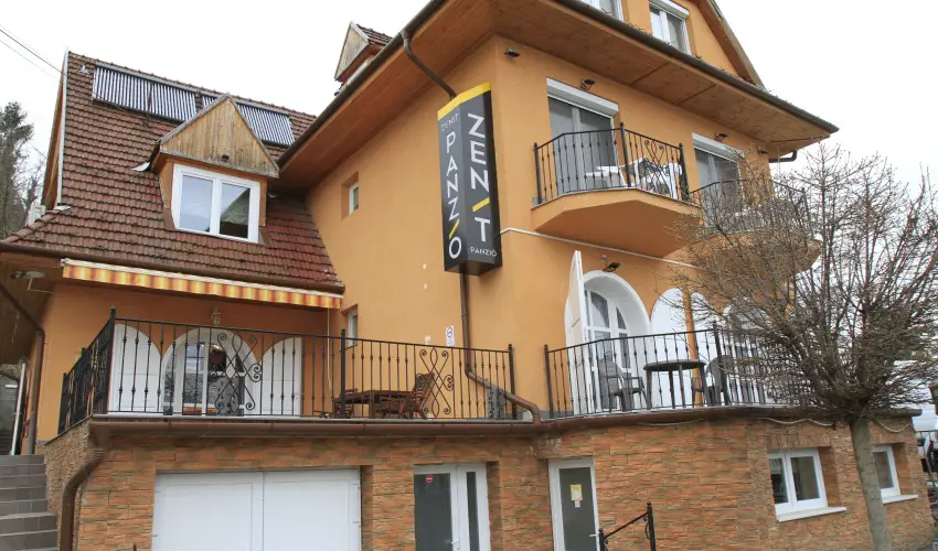 Zenit Panzi� Miskolctapolca - M�rcius 15. 