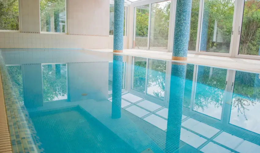 Zs�ry Liget Hotel & Spa Mez�k�vesd - M�rcius 15.