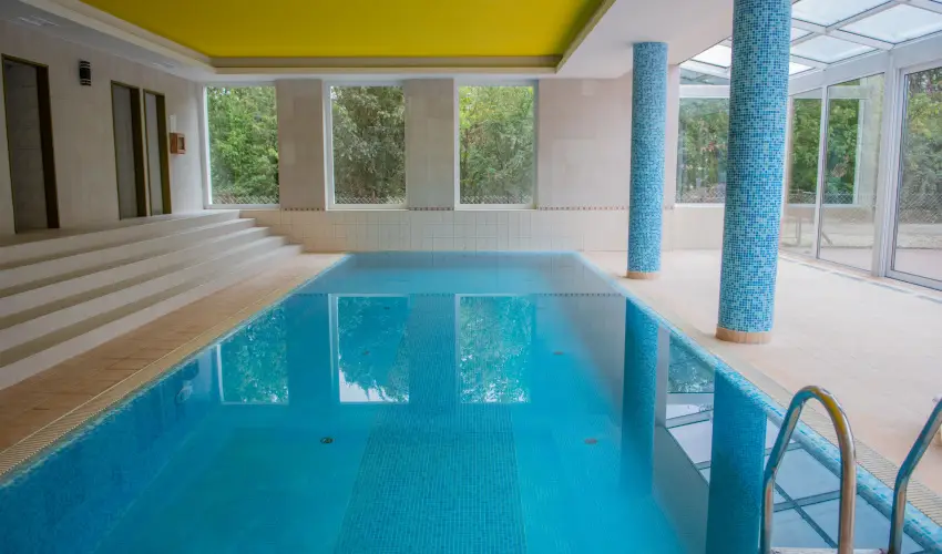 Zs�ry Liget Hotel & Spa Mez�k�vesd - M�rcius 15.